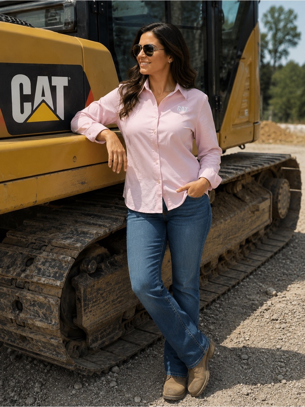 light pink long-sleeve button-down shirt Embroidered CAT Caterpillar Logo Size L